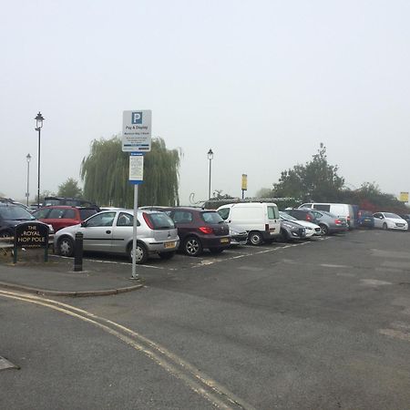The Royal Hop Pole Wetherspoon Tewkesbury Exterior foto