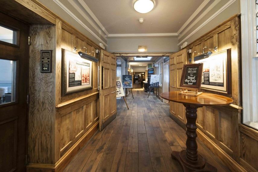 The Royal Hop Pole Wetherspoon Tewkesbury Exterior foto